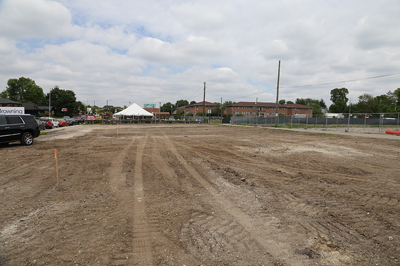 Random Rippling - Fresh Thyme Farmers Market groundbreaking