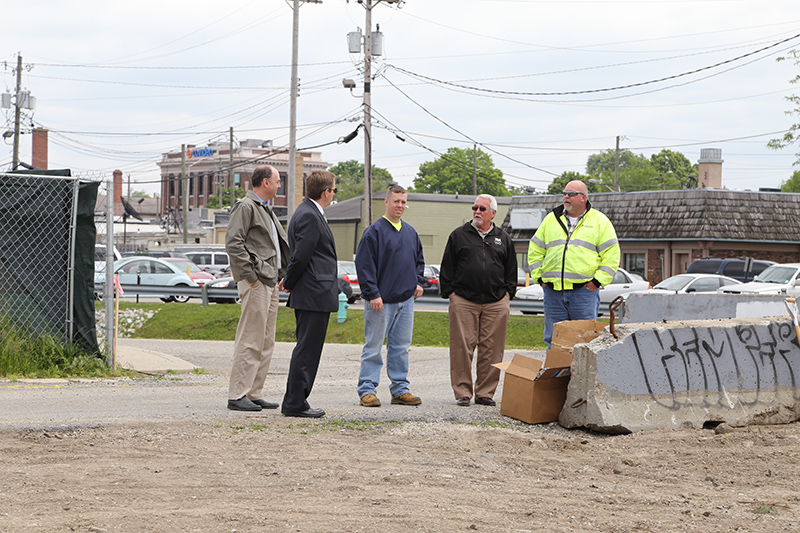 Random Rippling - Fresh Thyme Farmers Market groundbreaking