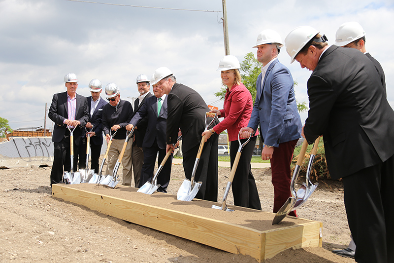 Random Rippling - Fresh Thyme Farmers Market groundbreaking