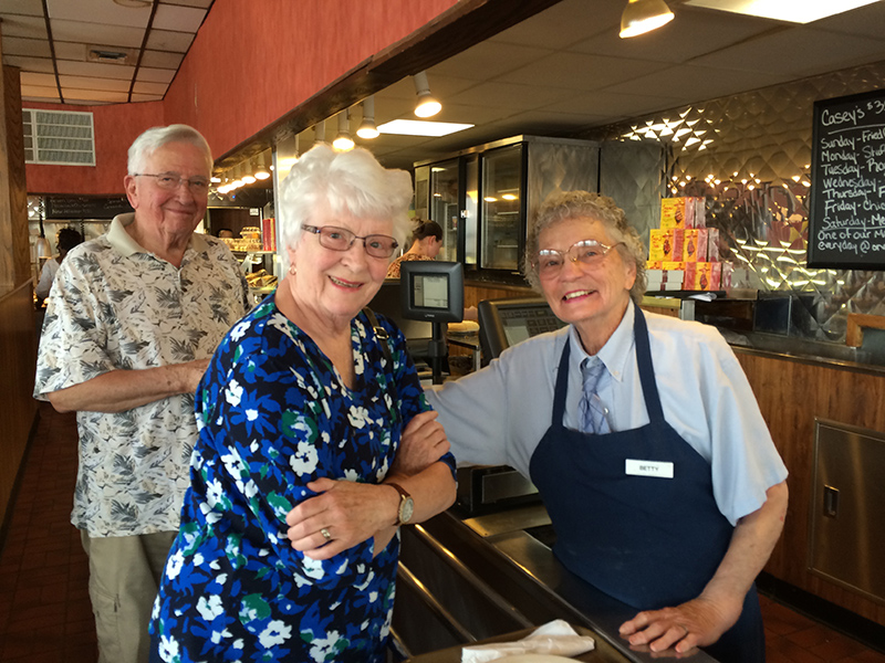 Betty pictured with Jean and Pete Rump