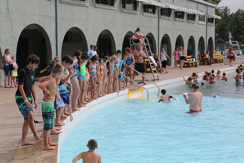 Random Rippling - World's Largest Swim Lesson