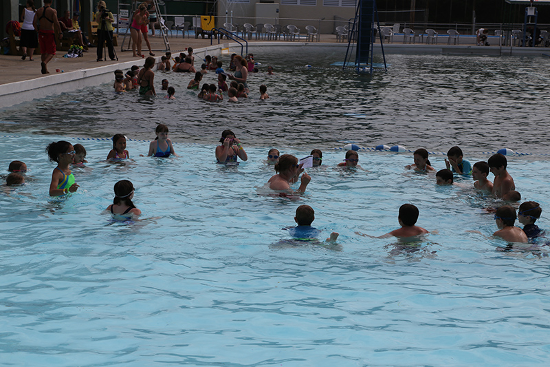 Random Rippling - World's Largest Swim Lesson