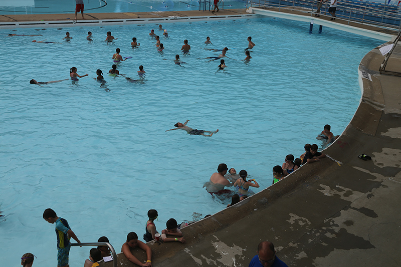 Random Rippling - World's Largest Swim Lesson