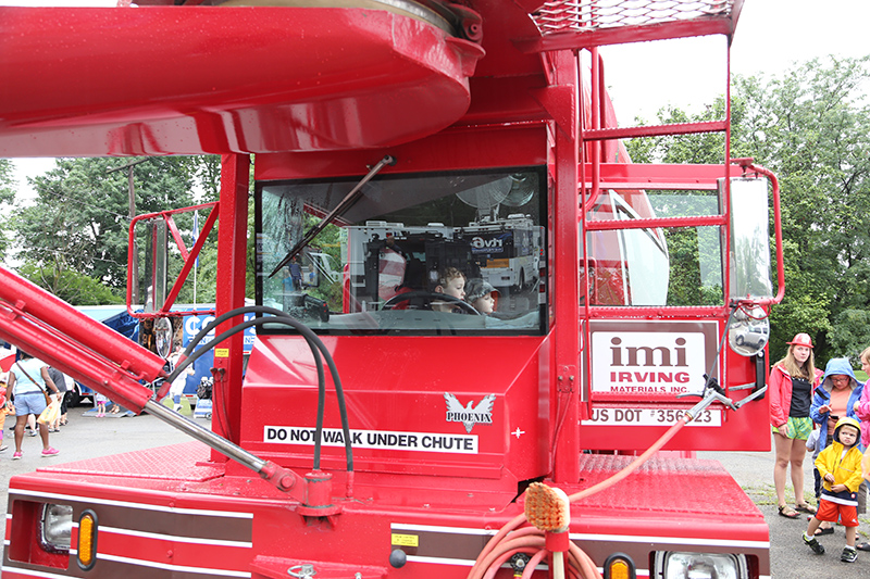 Random Rippling - Touch a Truck