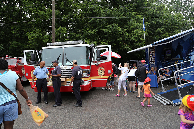 Random Rippling - Touch a Truck