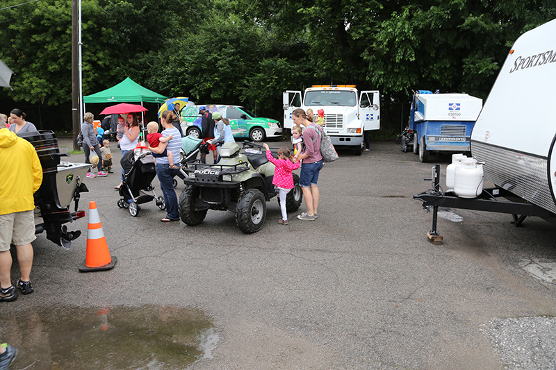 Random Rippling - Touch a Truck