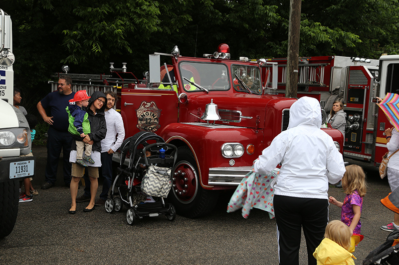 Random Rippling - Touch a Truck