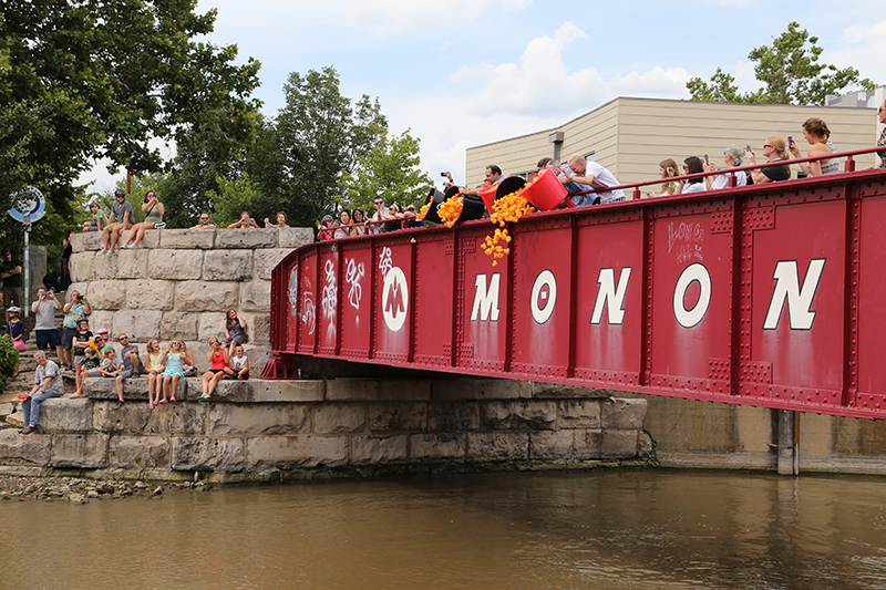 DUCK RACE 2015