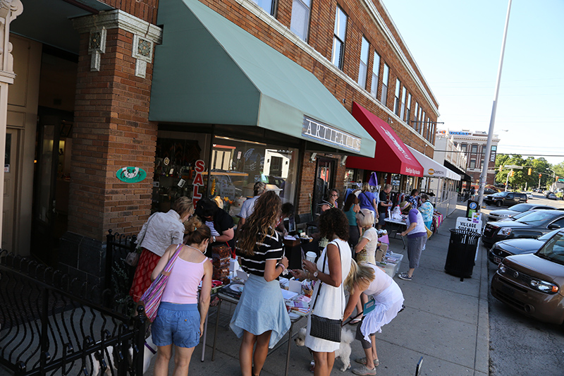 Random Rippling - Broad Ripple Sidewalk Sale