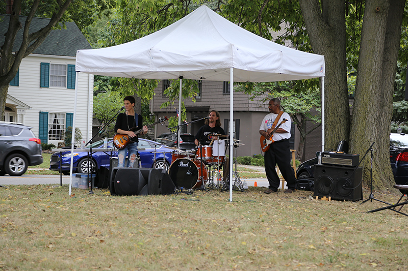 Random Rippling - Midtown Art Fair