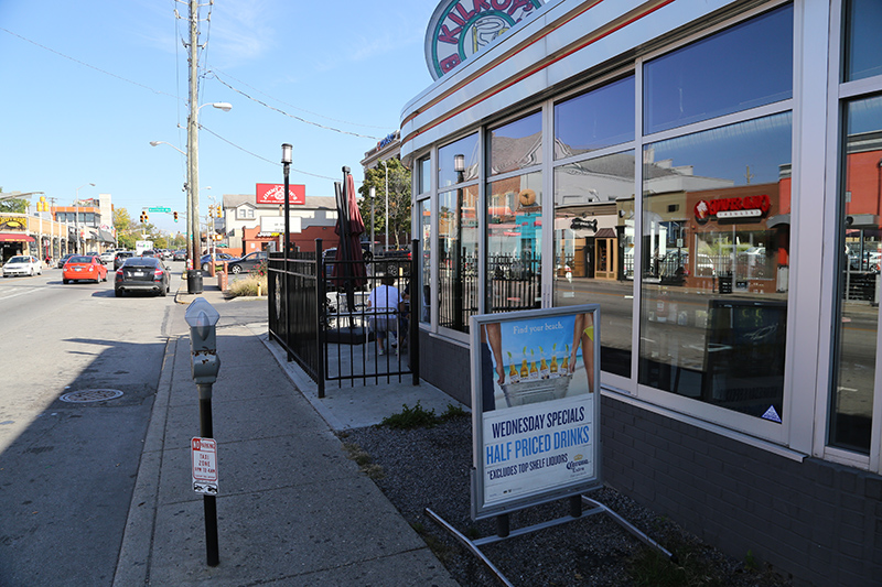 New taxi-only zone on the Avenue