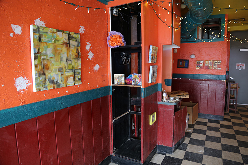 Pop-Up art shop in old Paco's Cantina