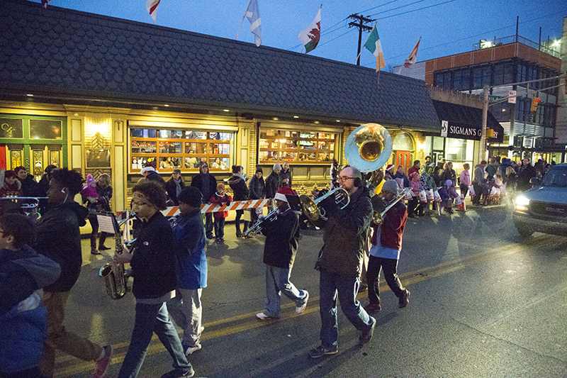 BROAD RIPPLE LIGHTS UP! 2015