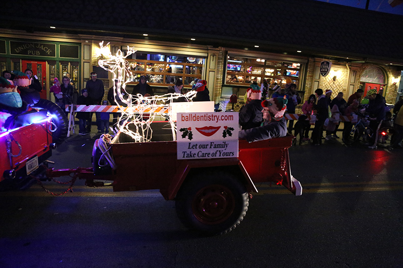 BROAD RIPPLE LIGHTS UP! 2015