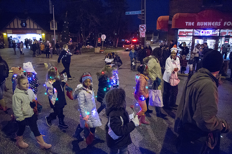 BROAD RIPPLE LIGHTS UP! 2015