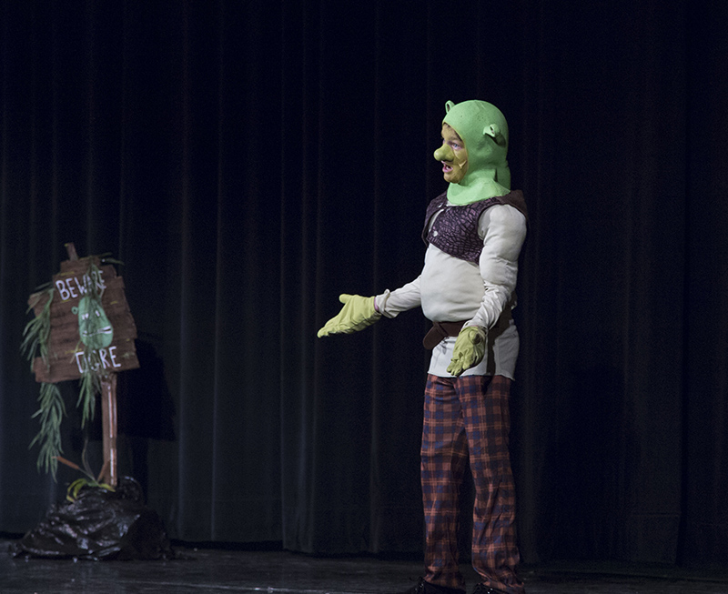 Random Rippling - CFI 84 performs Shrek the Musical Jr.