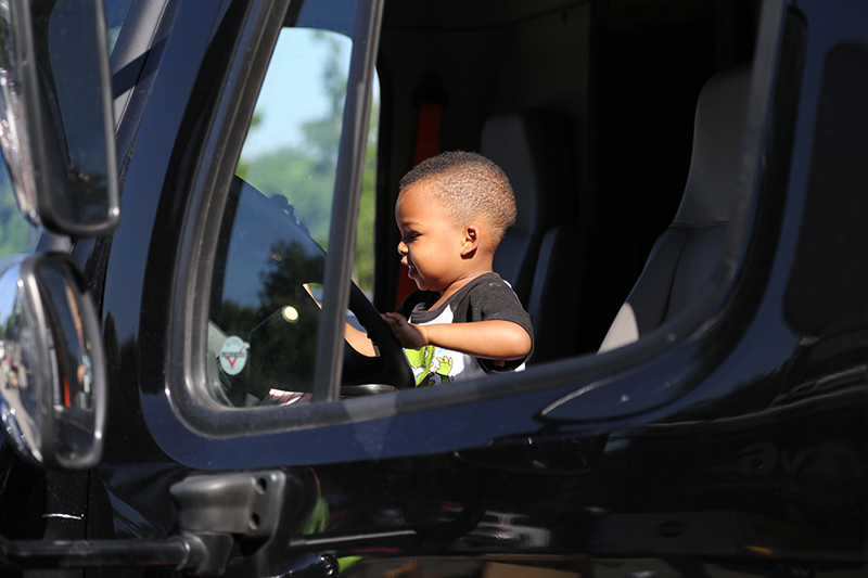 Random Rippling - Touch A Truck