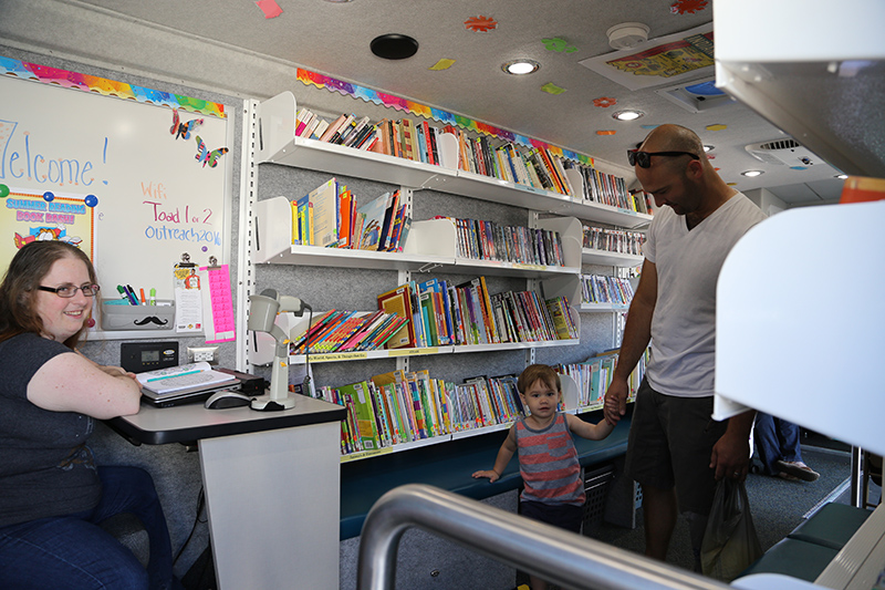 Random Rippling - Touch A Truck