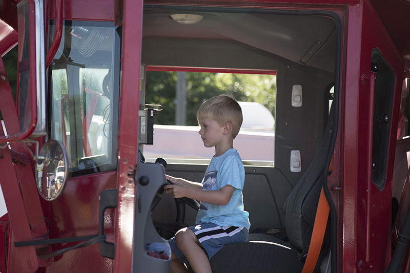 Random Rippling - Touch A Truck