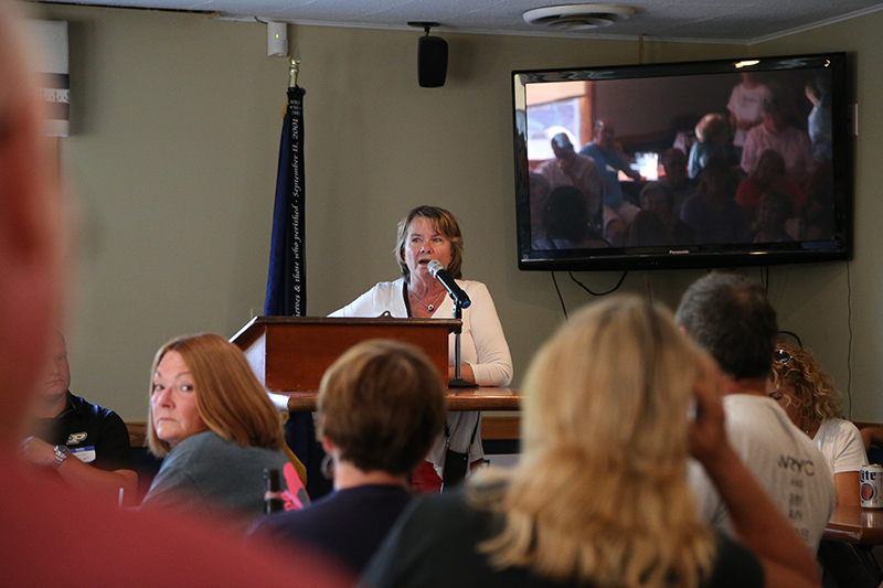 Residents hold meeting about river at WRYC