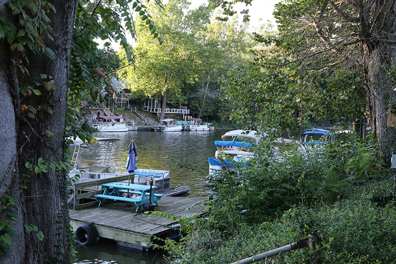 Residents hold meeting about river at WRYC