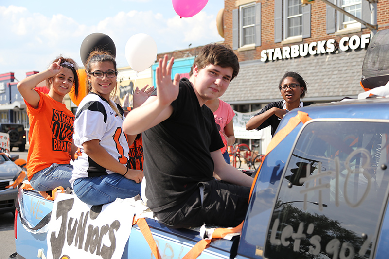 2016 BRHS HOMECOMING PARADE