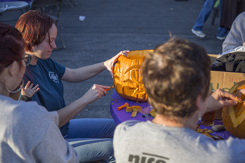 Random Rippling - Brewpub pumpkin carving