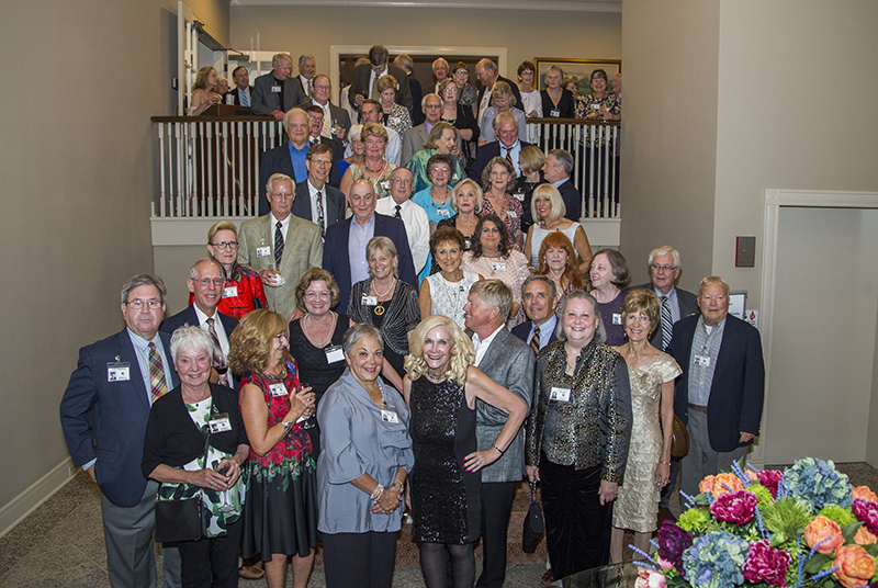 Front row: Claudia Clark Engstrom, Linda Clarke Caldwell, Sunny Pallman Reardon, Jeanne Suddeth Mayo, J.B. Carr, Jan Petrie Ottolini, Susan Hopper Foldenauer, Randy Endicott.<br>2nd row: Jeff Stanford, Jim Carter, Anne Hammond Chapel, Brad Pettet, Karen Geisler Roberts, Stan Bockoski.<br>3rd row: Peggy McAllen Farrar, Lucinda Tucker Kirk, Kathy Hyde Parker, Ellyn Mitchell Campbell, Suzanne Valmore Perry.<br>4th row: Mike Farrar, David Kosene, Debi Newkirk Love, Susan Jensen Reichardt.<br>5th row: Larry Van Arendonk, Art Bowers, Christine Hanika Holland, Charlotte Kenagy Roscher, Pete Grills.<br>6th row: Phil McKinley, Pam Krepp McKinley, Suzanne Barnes Combs, John Keeler.<br>7th row: Tom Hunter, Chris Northcott, Fred King, Karie Owen Horst.<br>8th row: Sam Davis, Janet Huehl Ravenberg, Becky Downey Hagarty, Jane Everly Manning.<br>Railing: Mary Sherman, Larry Edwards, Mike Sherman, Paul Mannweiler, David Combs, Mike Means, Pat Garten, Lucinda Warning Carpenter, Steve Manning, Susan Negley Harlan, Mayrene Link, Sally Calwell Gray