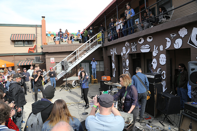Also at LUNA, S-E-R-V-I-C-E played at 5pm to a packed audience, even on the balcony and roof
