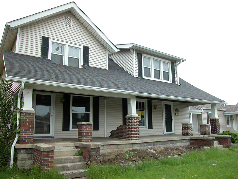 6320 N. College Avenue before razing (2004)