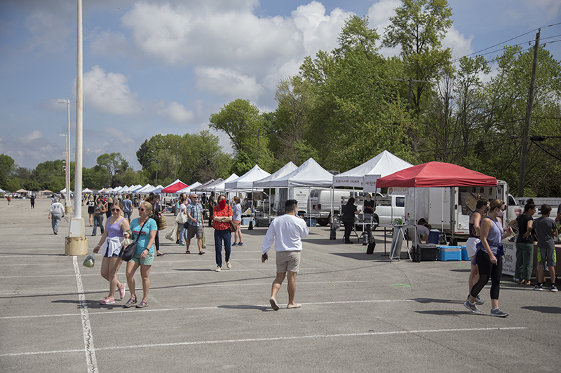 Farmers Market at Glendale east lot