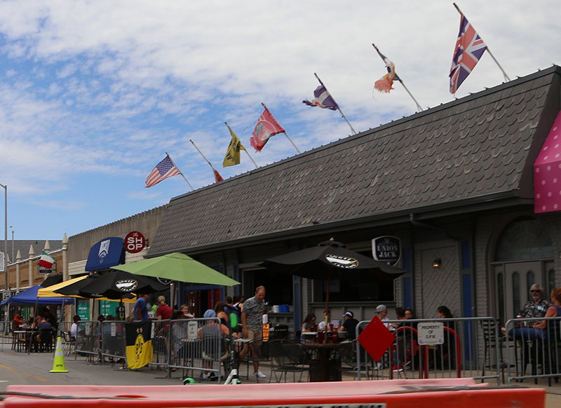 Union Jack Pub in Broad Ripple with dining in the street during phase 3