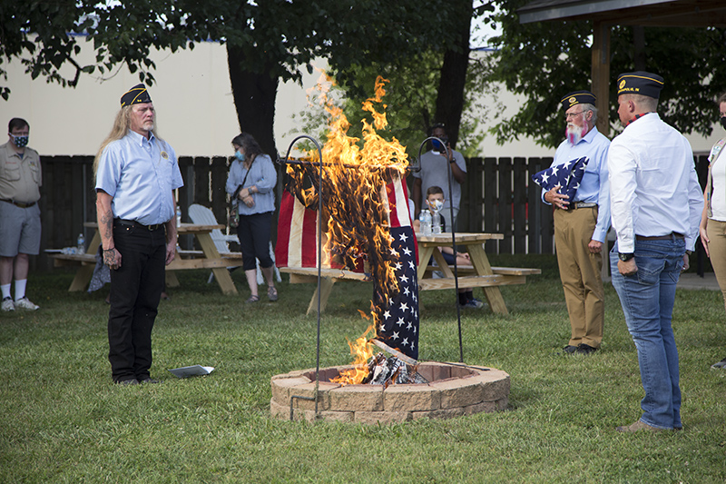 Flag retirement