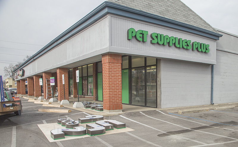 Pet Supplies Plus