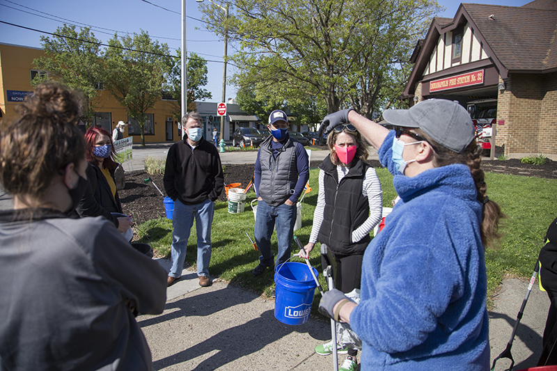 Random Rippling - Mayor at Clean Up