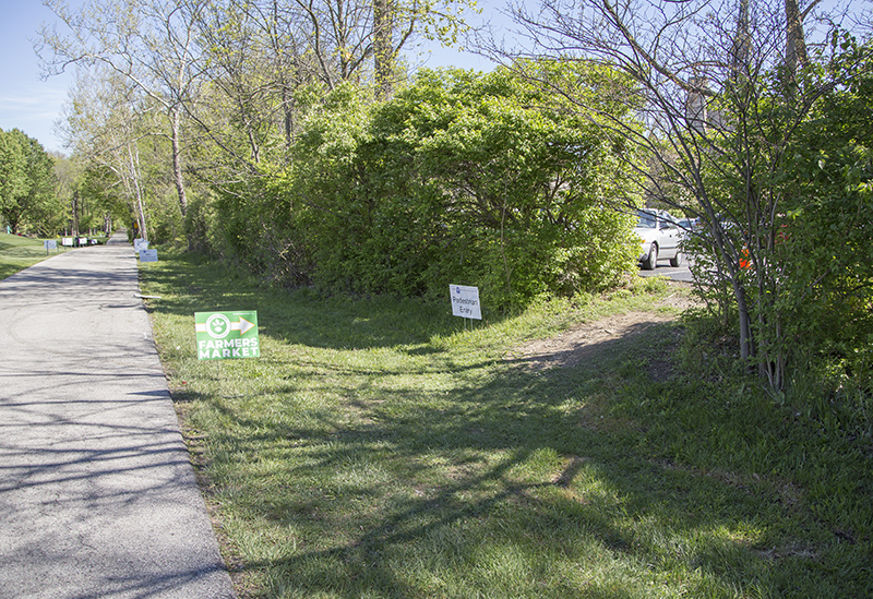 The entrance to Second Pres. from Illinois