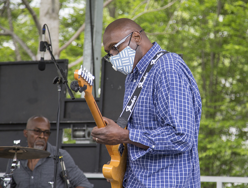 The Organ-nizers featuring saxophonist Hank Hankerson, Hammond B3 organist Johnny Dial & drummer Ralph Hankerson.