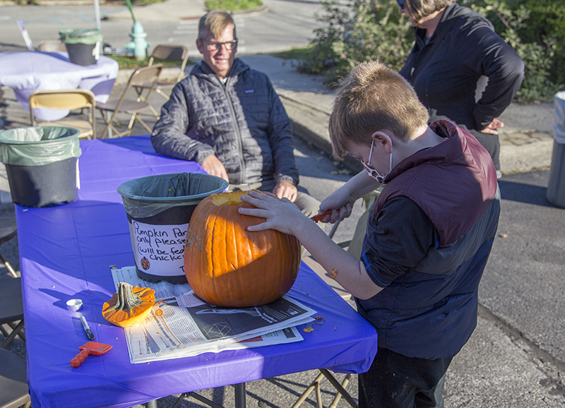 Random Rippling - Brewpub Pumpkin Contest