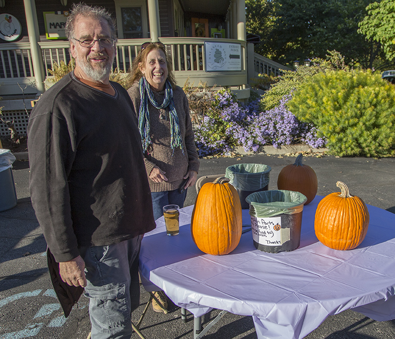Random Rippling - Brewpub Pumpkin Contest