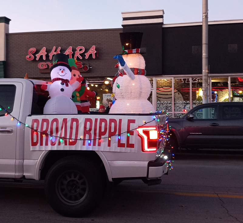 Frog's Random Rippling - Lights Up Parade