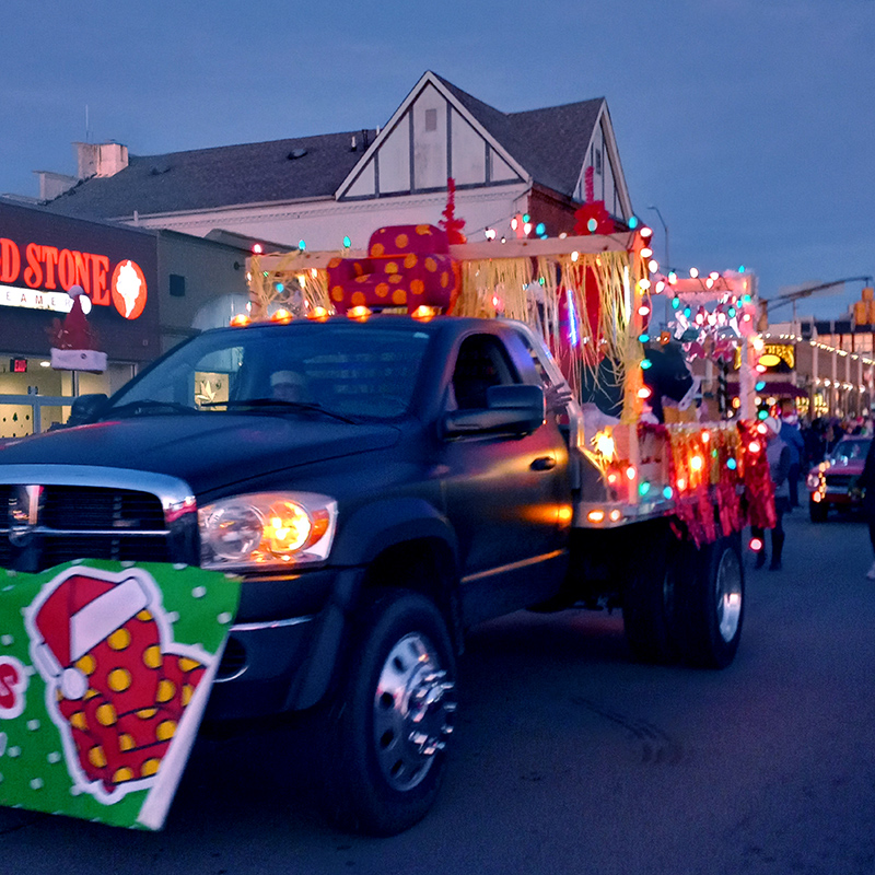 Frog's Random Rippling - Lights Up Parade