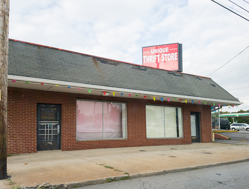 The Unique Thrift store back in 2017 at 52nd and Keystone Avenue