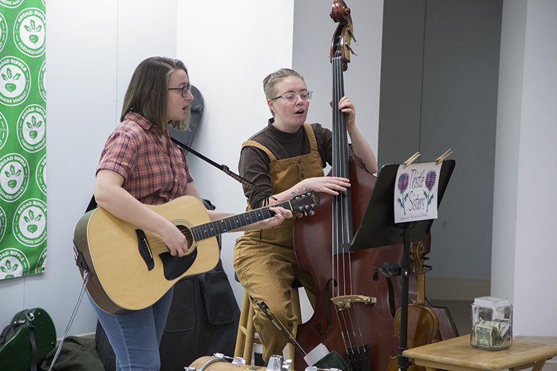 Music by The Thistle Sisters