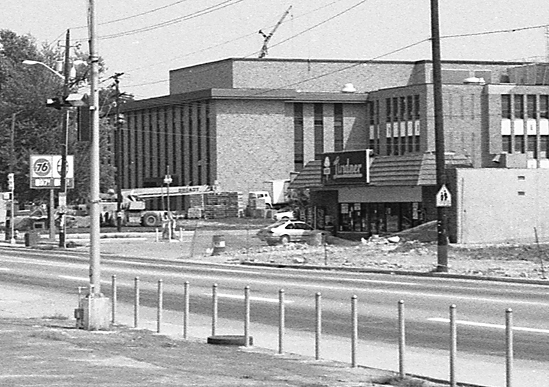 This image from 1988 show when Lindner's moved east to 1055 Broad Ripple Avenue and had a gas station.