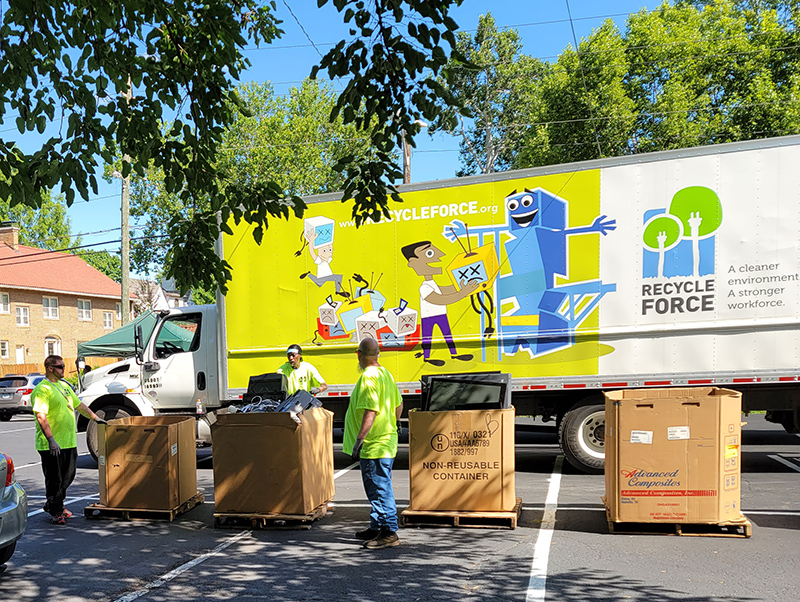 Random Rippling - Recycling event in M-K