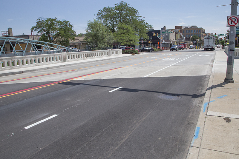 Random Rippling - College bridge open