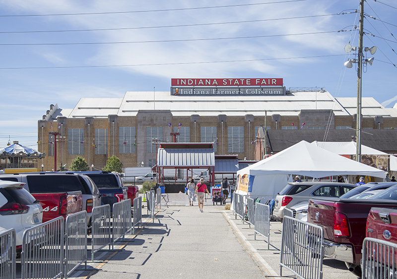 Walking in to the fair from the infield to the tunnel