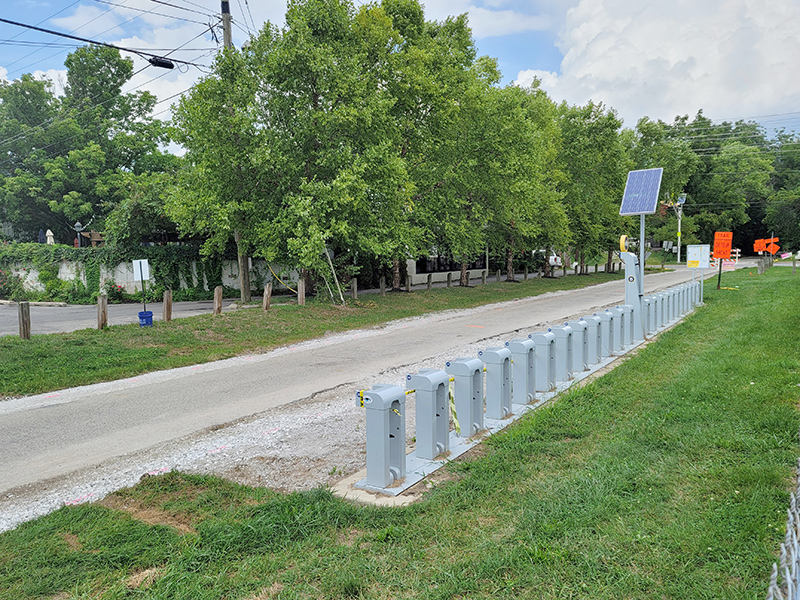 Random Rippling - Bike rental station closed during trail work