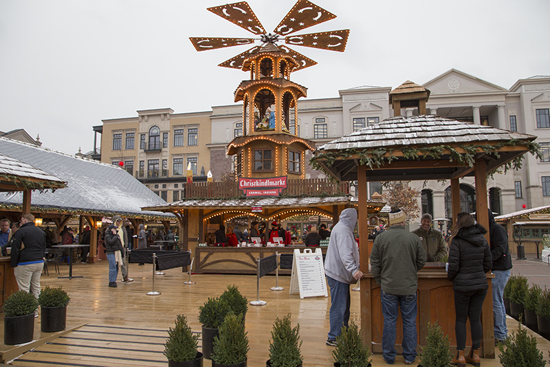 Random Rippling - Carmel Christkindlmarkt