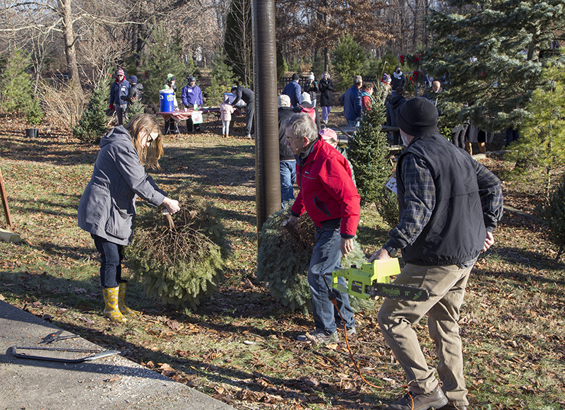 Random Rippling - Santa at ISBVI